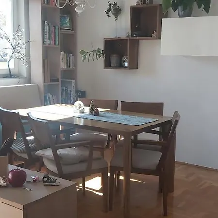Veliki Porodicni Apartaman *