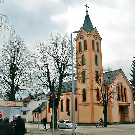 Veliki Porodicni Apartaman * Teslić
