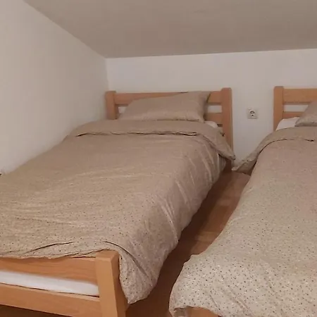 公寓 Veliki Porodicni Apartaman Teslić